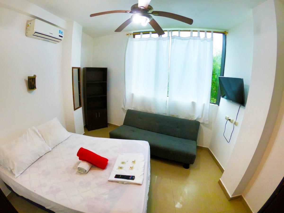 Kiwi Suites HostelMontañita エクステリア 写真